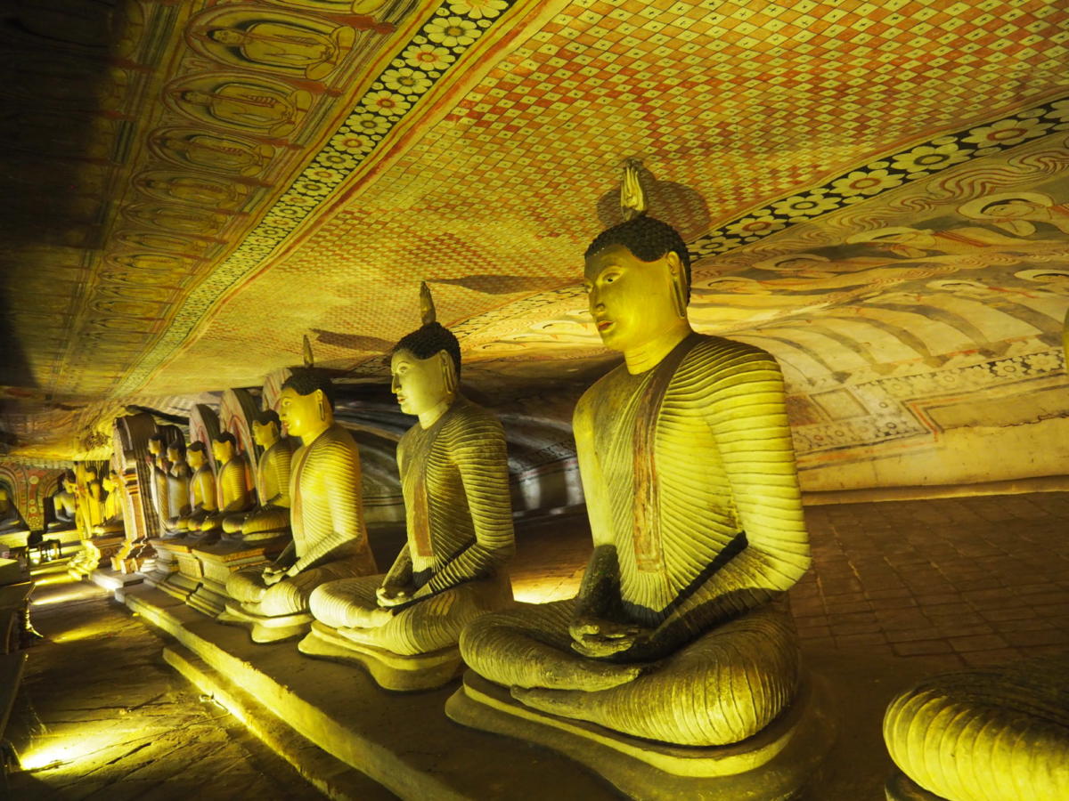 Buddha ist allgegenwärtig: Dambulla Höhlentempel